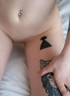 xxx的照片 纹身 青少年 凯特 K 玩具 她的 秃头, ass , masturbation  bondage