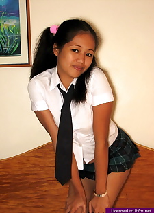  xxx pics Young looking Asian schoolgirl sports, ass , schoolgirl 